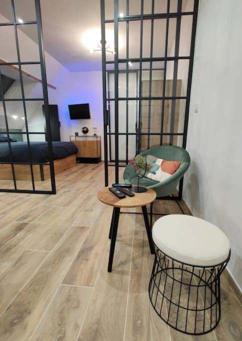 Hypercentre : Vue Cathedrale - Verriere - Cosy Apartment Amiens